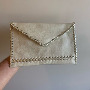 Laggo ivory clutch
